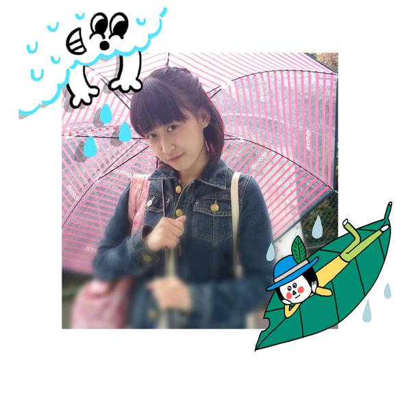 おはようございます♡今日は岡本バーガーフェスタですよっ!!!もちろん来るよね!?待ってまーす(*´罒`*) 傘さしたら雨降ってなかった笑晴れ女本気出します!!!ハンバーガール３期生研究生りおにゃん♡ 