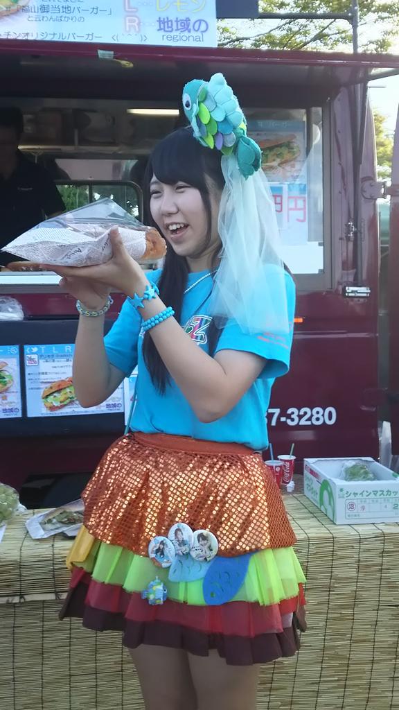 9／21バーガーフェスタinみろくの里西日本ハンバーガールZ お魚担当あかりん 可愛い～やぁん！！ 