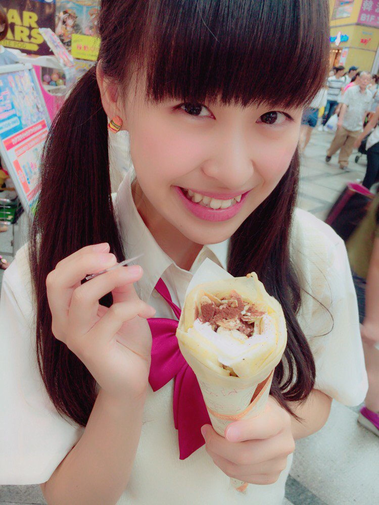 IDOL CANYONに出させていただきました👶💕見に来てくれた方ありがとう🎀💕休憩時間にクレープ食べてん❥ ❥ ❥ 🔫とても楽しかったなり🐼◎明日はラーメンバーガーと通天閣さん!#Ｗたまねぎみーたん#ハンバーガールZ https://t.co/8XiLN4yaKj