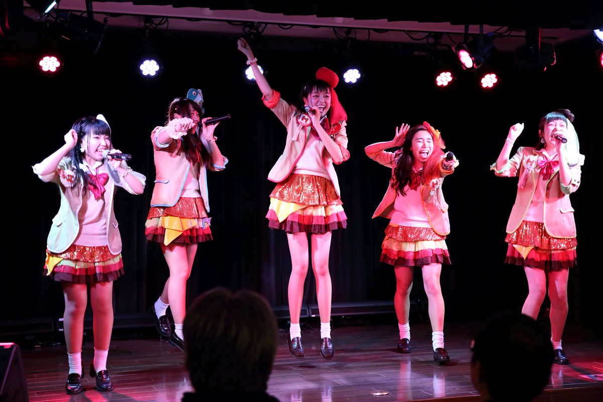 ハンバーガールZ トマト　ひなた 高砂ひなた さん　生誕祭通天閣　11月13日　part.2#ハンバーガールZ #トマト  #高砂ひなた　#生誕祭 #Ｒの法則#アイドル　#通天閣　#イーゼル藝術工房 https://t.co/sPpKZr5iLJ