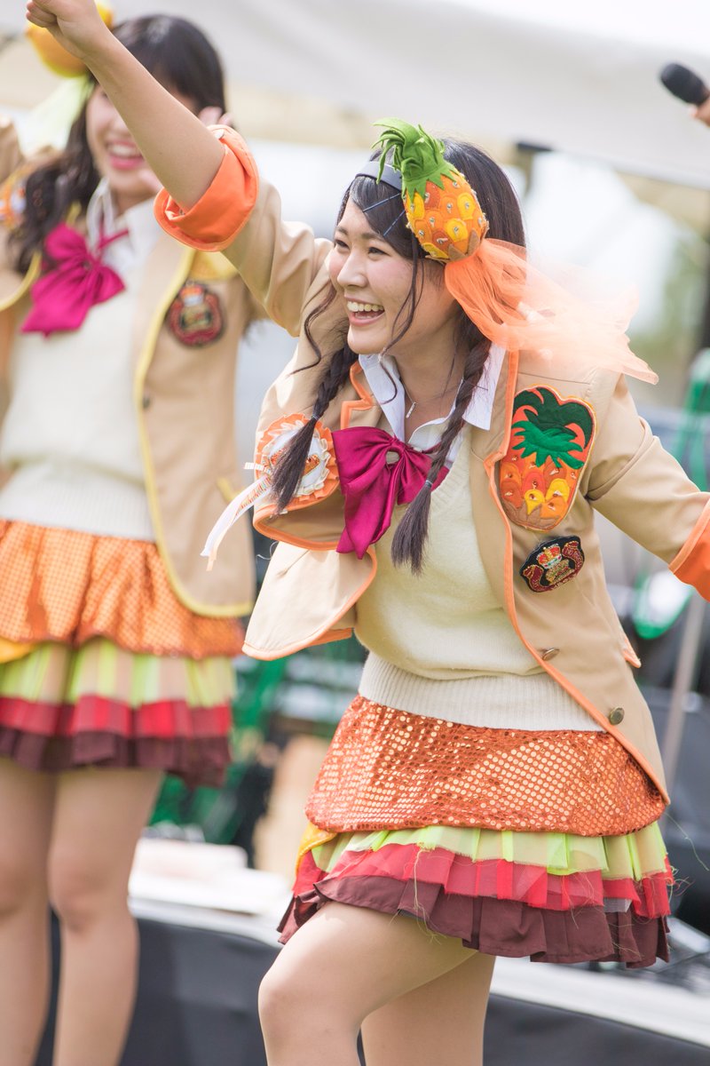 2017/10/1 ふかきた音楽祭 大阪ふかきた緑地 みなみんも突進してきた... どうやらオレンジ系のメンバーは突進してくる傾向があるらしい。#久保南 #みなみん その1 https://t.co/nSMwSHNaFl